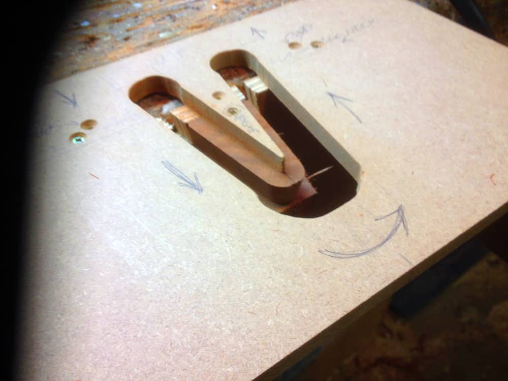 Tapered dovetail on the end of the neck